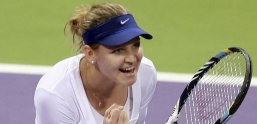 Lucie Šafářová postoupila v Dauhá do čtvrtfinále.