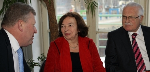 Livia Klausová se svým manželem Václavem.