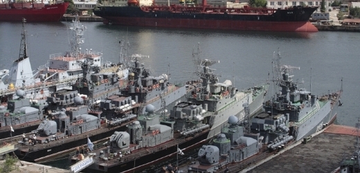 Černomořská flotila se prý roztahuje i mimo pronajatá mola.