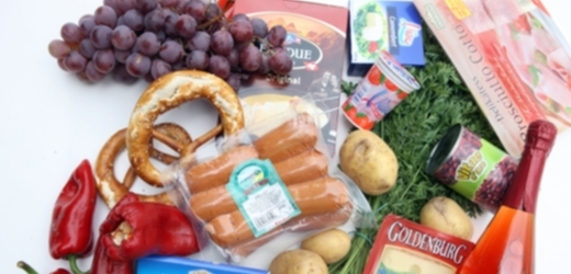 Supermarkety často prodávají potraviny s prošlou lhůtou spotřeby (ilustrační foto).