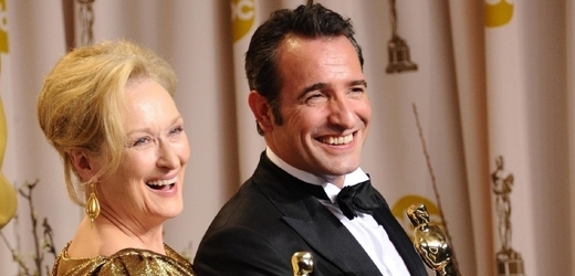 Dvě herecké hvězdy letošních cen - Meryl Streepová a Jean Dujardin.