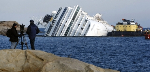 Loď havarovala 13. ledna.