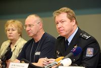 Náměstek policejního prezidenta Vladislav Husák (vpravo).
