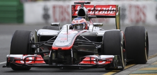 Jenson Button zajel v pátečních trénincích nejrychlejší čas.