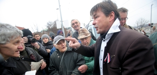 Zdeněk Ponert na demonstraci.