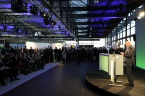 Václav Klaus zahájil 19. března v Drážďanech podnikatelské fórum v rámci pracovní návštěvy saské metropole.