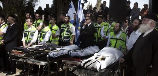 Izrael pohřbil oběti střelce z Toulouse.