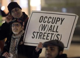 Hnutí Okupujte Wall Street vzniklo loni v polovině září v New Yorku.