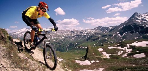 Jaro přeje výletům na kole. A nemusí to být vždy jen do hor (ilustrační foto).