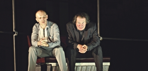 Podzemní blues s Martinem Fingerem a Bolkem Polívkou vzniklo v dramaturgii Hermanna Seelera.