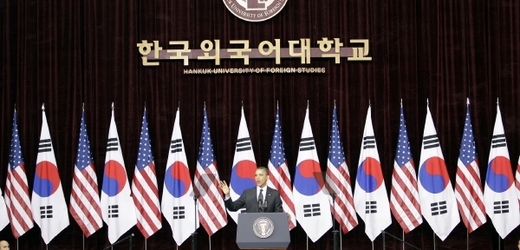 Do Jižní Koreje přiletěl na summit i americký prezident Barack Obama.