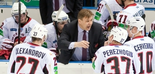 Hokejisté Omsku vstoupili do semifinále play off Kontinentální ligy porážkou na ledě Čeljabinsku 1:3.