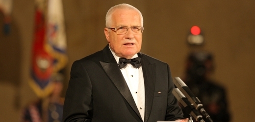 Prezident Václav Klaus přijal demisi ministra školství Josefa Dobeše.