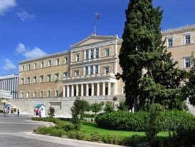 Muž se zastřelil na rušném náměstí Ústavy (Syntagma).