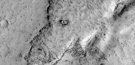 Sloní hlava zdobí marsovskou oblast Elysium Planitia.