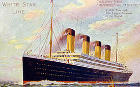 Titanic na dobové pohlednici.