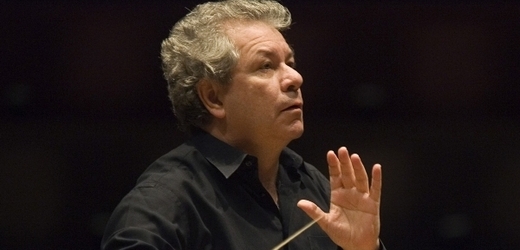 Jiří Bělohlávek se rozloučí s orchestrem BBC ve velkém stylu.