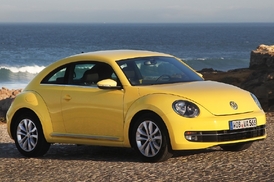O zákazníky se bude  prát nový Volkswagen Beetle.