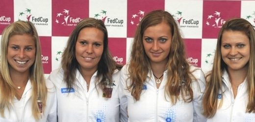 Zleva Andrea Hlaváčková, Lucie Hradecká, Petra Kvitová a Lucie Šafářová.