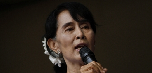 Do Aun Schan Su Ťij.