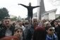 V centru Břeclavi se 22. dubna po poledni začali shromažďovat účastníci demonstrace za zbitého patnáctiletého chlapce.