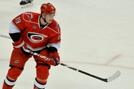 Po skvělé sezoně v NHL dostane Jiří Tlustý z Caroliny šanci i v národním týmu.