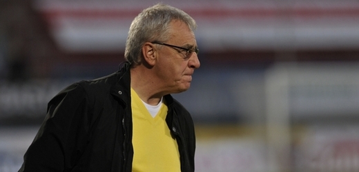 Trenér Olomouce Petr Uličný.