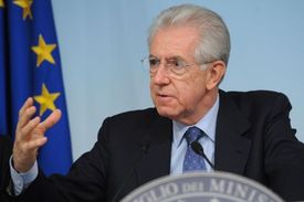 Mario Monti se svou popularitou vymyká ostatním.