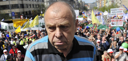 Jaroslav Zavadil na sobotní demonstraci v Praze.