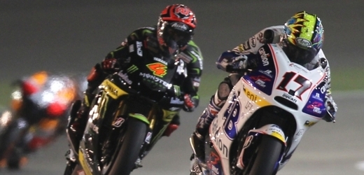 V královské třídě MotoGP si Karel Abraham na mokré trati vyjel jedenácté místo na roštu. 
