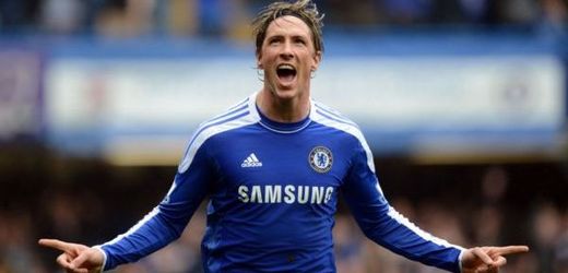 Fernando Torres nastřílel QPR hattrick.