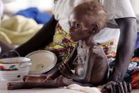 Západ spotřebovává víc, než potřebuje, na světě ale žije pořád jedna miliarda lidí, která trpí chronickým hladem (ilustrační foto).