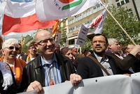 Bohuslav Sobotka na demonstraci odborových svazů v dubnu 2012.