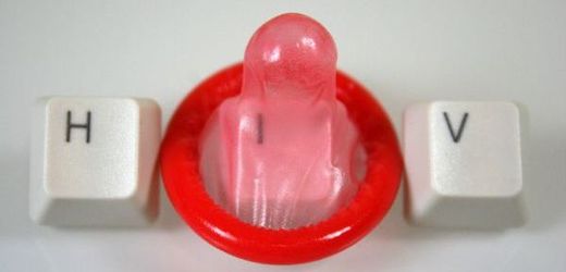 Zatím nejúčinnější zbraní proti HIV nákaze byl kondom. Podle expertů by na tom neměly nic změnit ani léky.
