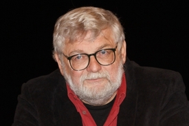 Publicista a moderátor Josef Klíma.