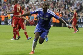 Útočník Chelsea Didier Drogba po vyrovnávacím gólu.