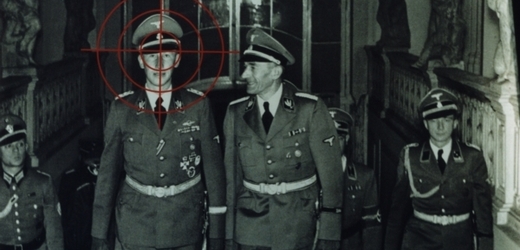 Fotografie z výstavy o atentátu na Heydricha.