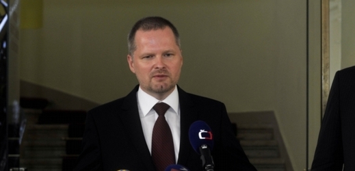 Ministr školství Petr Fiala.