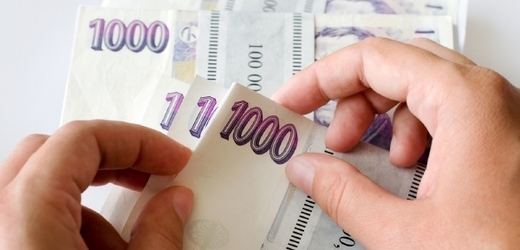Stát loni vyplatil zaměstnancům 130 miliard korun (ilustrační foto).