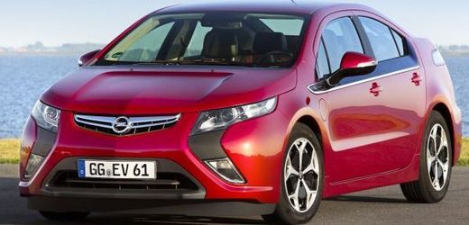 Elektromobil Opel Ampera vyjde na milion korun.
