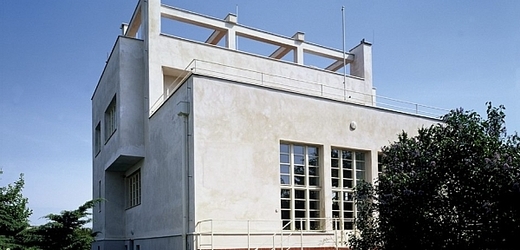 Pražská vila od architekta Loose se veřejnosti otevře na přelomu května a června.