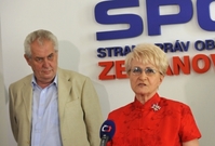 Miloš Zeman a Milada Emmerová.