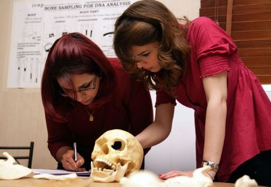 Studenti forenzních věd v Bagdádu.