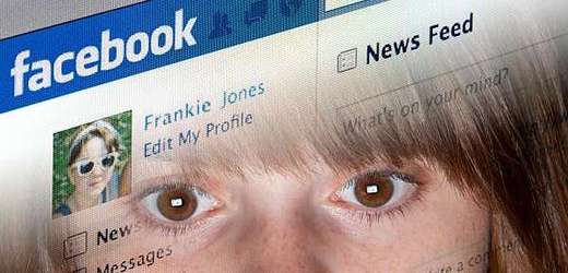 Lidé na Facebooku neuváženě sdílejí důvěrné informace.