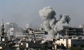 Syrská armáda se nyní zaměřila na bombardování města Homs.