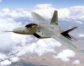 V oblasti Perského zálivu operují i americké F-22.