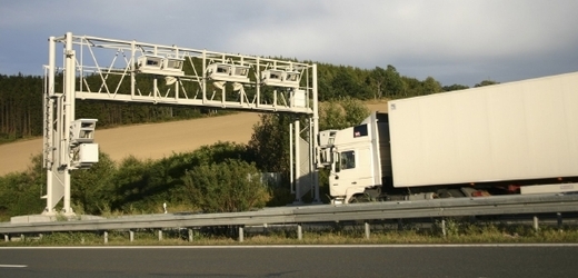Kamiony mají smůlu, zbytek silnic první třídy bude zpoplatněn (ilustrační foto).