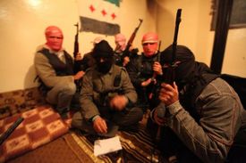 Syrští rebelové. Al-Kajda v jejich řadách? 
