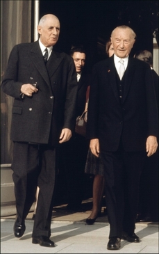 Otcové francouzsko-německého smíření de Gaulle a Adenauer.