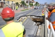 V Dejvicích se 8. července před polednem na křižovatce ulic Evropská a Horoměřická propadla silnice. Policie komunikaci uzavřela a odklonila dopravu.